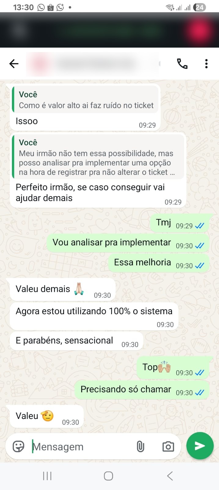 Print de conversa real com cliente do Calc3D Pro 1, com dados pessoais borrados